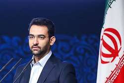 خبر خوب وزیر ارتباطات در غرفه وزارت اقتصاد/ دریافت مجوز های كسب‌وكار آسان‌تر می‌شود